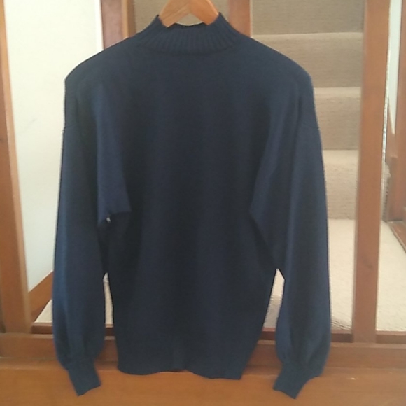 St. John Knit SPORT Navy Blue Sweater SZ S. - Picture 2 of 7